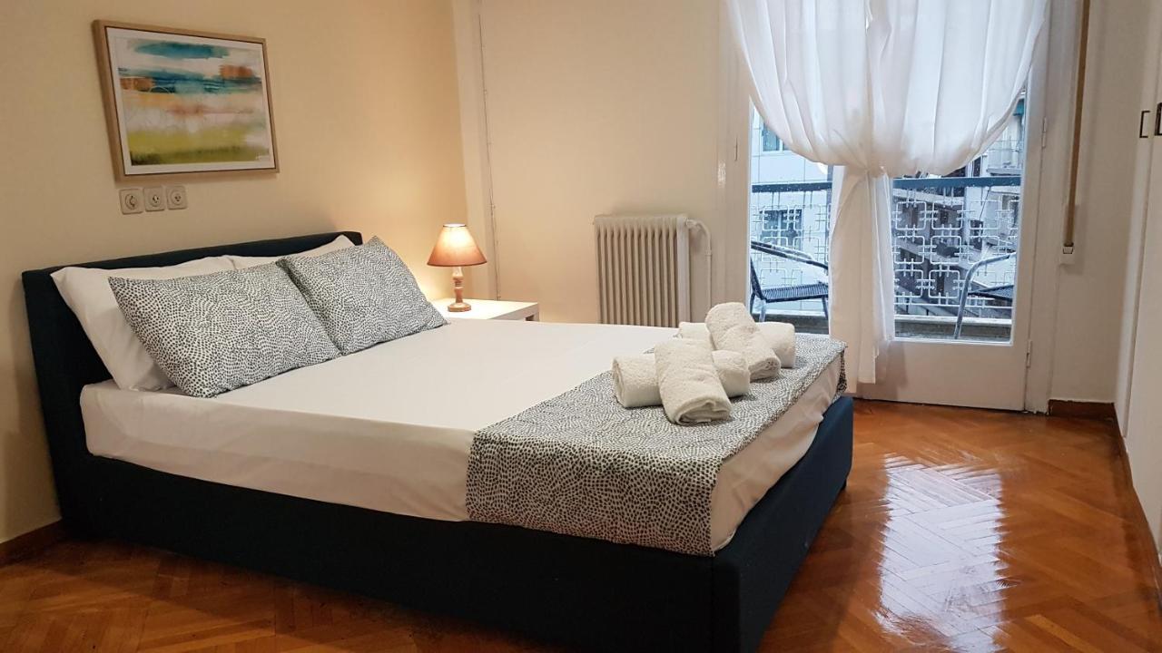 Apricot Apartment - Athens Center, 6 Bd, 2.5 Bath Dış mekan fotoğraf